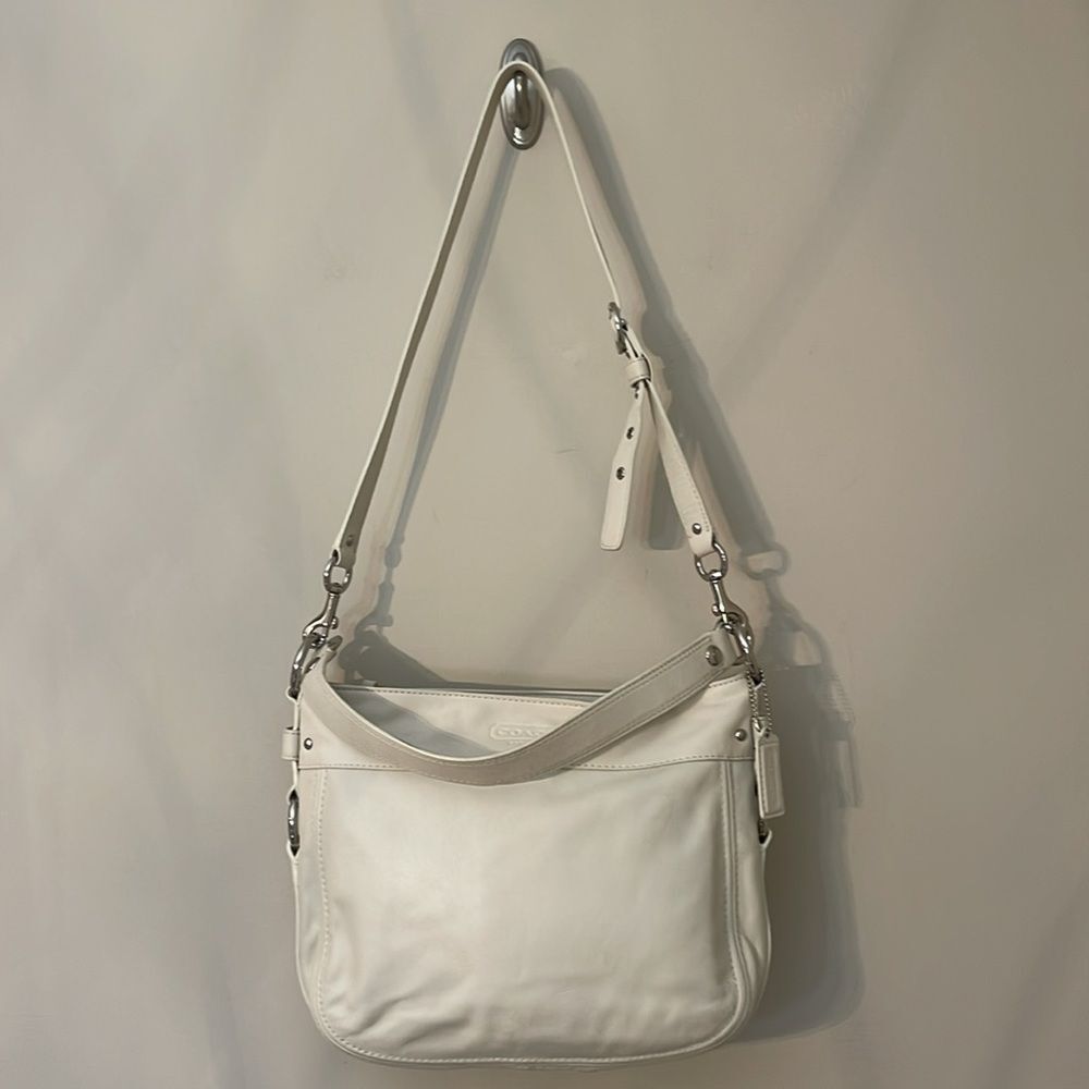 Coach Zoe Hobo Shoulder Bag F147007 Pearl Off White Leather - Picture 3 of 17